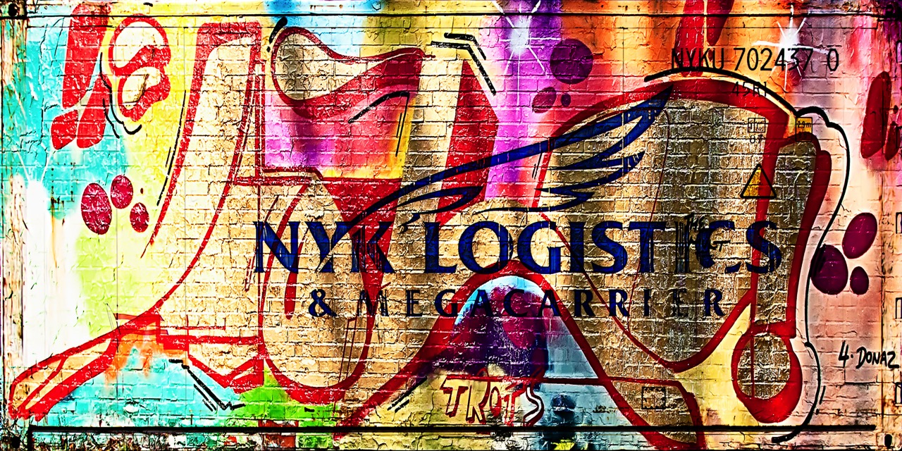 Motiv NYKU 4370 mit Graffiti